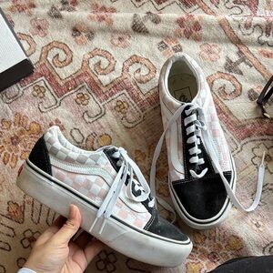 Vans Women's Black and Pink Checkered Sneakers